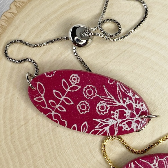 Handmade Oval Adjustable Clay Bracelet | Silver or Gold Option - Picture 2 of 5